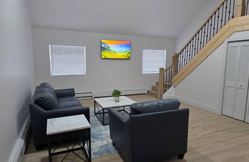 Blossvale Apartment | 2 Bedroom Home in Sylvan Beach