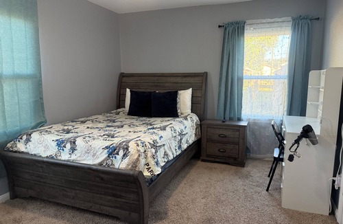 La Marque House | 2-bedroom house in cool La Marque with refreshing AC