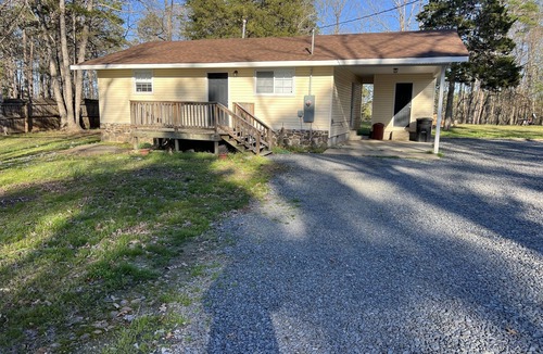 Higden House | 2-bedroom house in Higden with 24x30 covered parking for boats and lake toys!