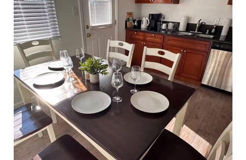Carmichael House | 2-bedroom house in soothing Carmichael with cool AC breeze and Hot Tube