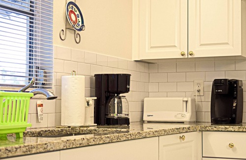 Warm Mineral Springs House | 2 bedroom house, minutes to beaches, Atlanta Braves and Tampa Sea Rays stadiums