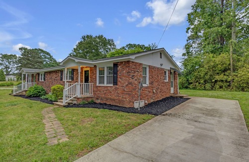 Arcadia House | 2-bedroom house - Safe & Quiet