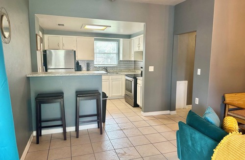 Lakeshore South House | 2 Bedroom House-Screened Patio