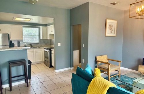 Lakeshore South House | 2 Bedroom House-Screened Patio