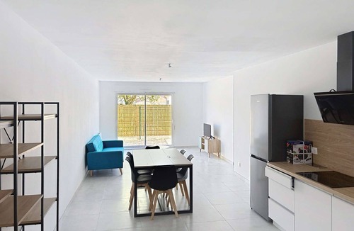 Medis House | 2-bedroom house, sleeps 6