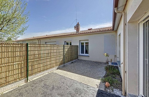 Medis House | 2-bedroom house, sleeps 6