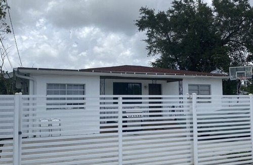 West Little River House | 2 bedroom in beautiful Miami
