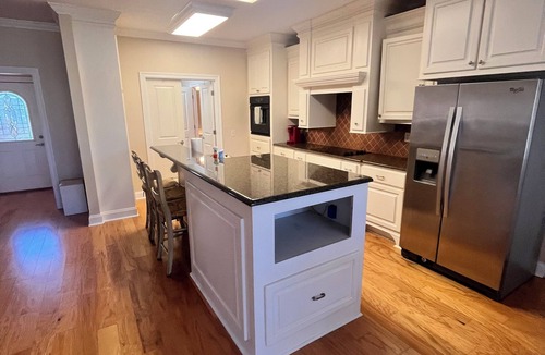 Decatur House | 2 Bedroom in Decatur, MS. On Golf Course, ECCC, & Zack Garvin Steakhouse-