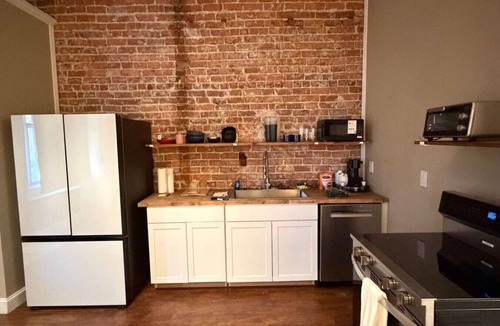 Fourmile Apartment | 2-bedroom loft apartment in adorable Pineville close to Pine Mountain State Park