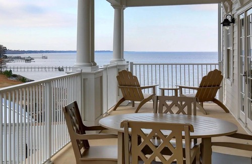 Roper Apartment | 2 bedroom Loft @ Roper NC
