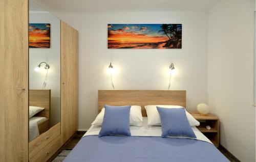 Lisane Ostrovicke House | 2 Bedroom Lovely Home In Lisane Ostrovicke