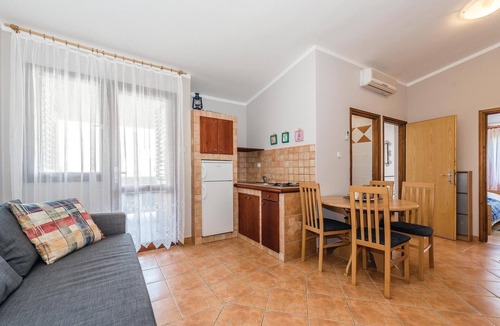 Grebastica Apartment | 2 bedroom lovely apartment in Grebastica