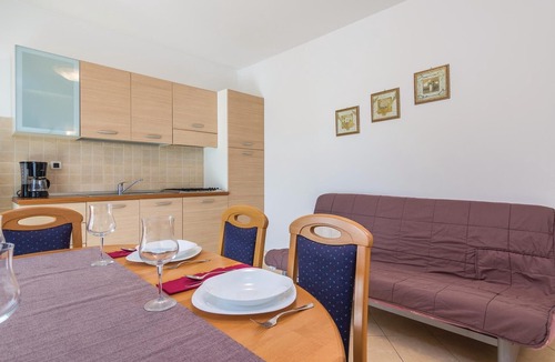 Vrvari Apartment | 2 bedroom lovely apartment in Porec
