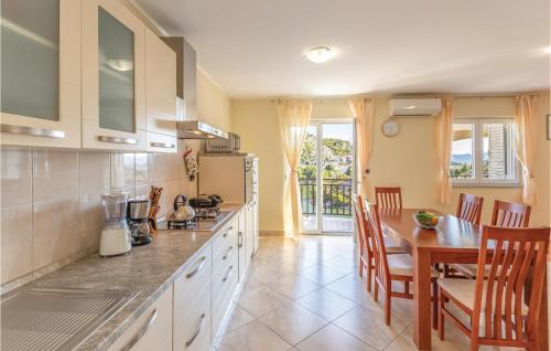 Ploce Apartment | 2 Bedroom Lovely Apartment In Ploce