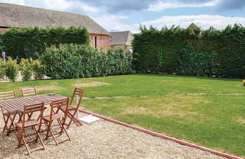 Trie-Chateau House | 2 bedroom lovely home in Trie-Château