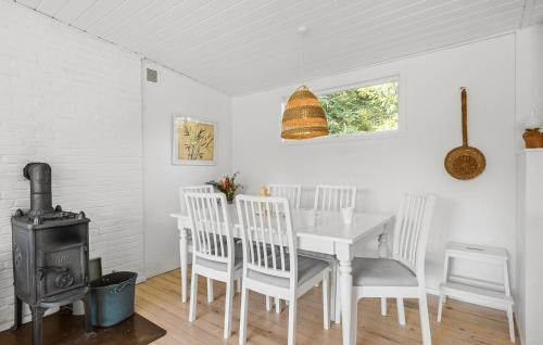 Dronningmolle House | 2 Bedroom Lovely Home In Dronningmølle