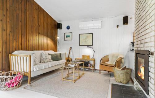 Frederiksvaerk House | 2 Bedroom Lovely Home In Frederiksværk