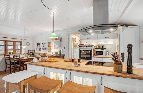 Hojslev House | 2 bedroom lovely home in Højslev