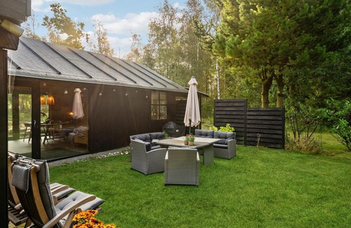 Sundstrup House | 2 bedroom lovely home in Højslev