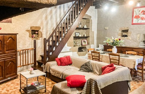 Parigne House | 2 bedroom lovely home in Parigné