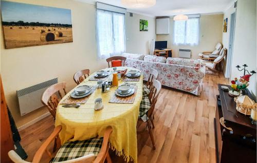 Chelun House | 2 Bedroom Lovely Home In Chelun