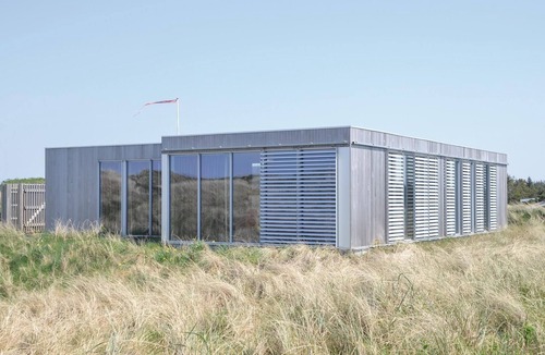 Grærup Strand House | 2 bedroom lovely home in Oksbøl