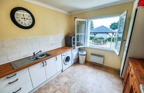 Chelun House | 2 bedroom lovely home in Chelun
