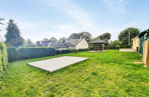 Chelun House | 2 bedroom lovely home in Chelun