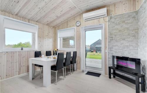 Skjern House | 2 Bedroom Lovely Home In Skjern