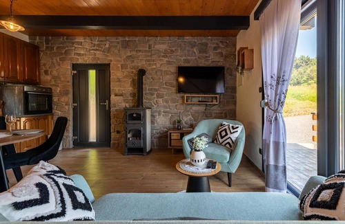 Otocac House | 2 bedroom luxurious home in Lipovlje