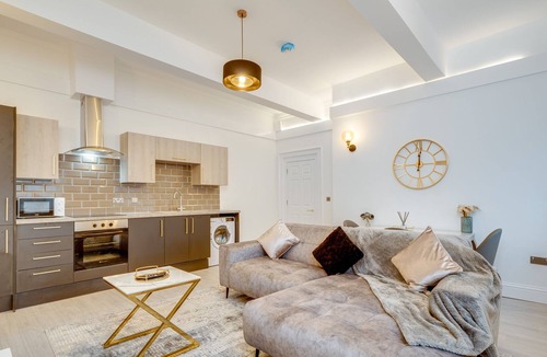 Wakefield Apartment | 2 Bedroom Luxury Apartment