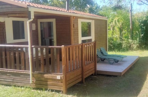 Devillac House | 2-Bedroom Mobile Home with Terrace in Dévillac