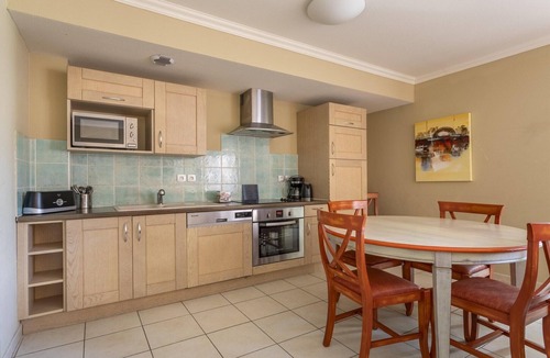 Callian Apartment | 2-Bedroom near Lake Saint-Cassien