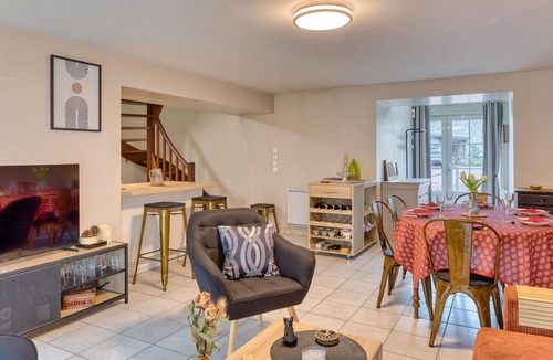 Hauteville-sur-Mer House | 2 bedroom nice home in Hauteville-sur-Mer