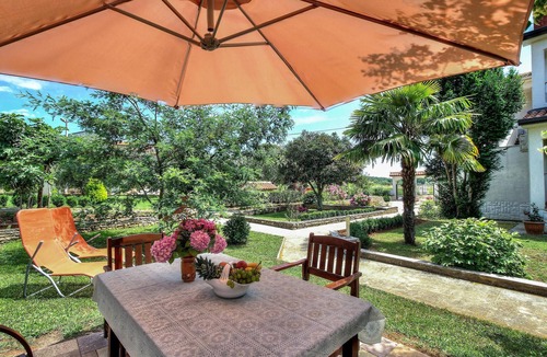Mugeba Apartment | 2 bedroom nice apartment in Porec