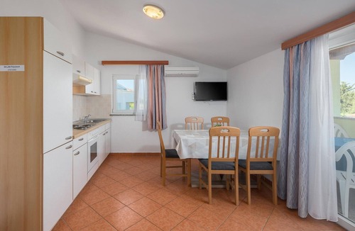 Mugeba Apartment | 2 bedroom nice apartment in Porec
