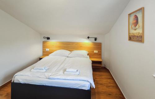 Supetarska Draga Apartment | 2 Bedroom Nice Apartment In Rab