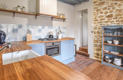 Saint-Simeon House | 2 bedroom nice home in Passais-Villages
