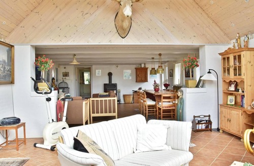 Nørre Lyngvig House | 2 bedroom nice home in Hvide Sande