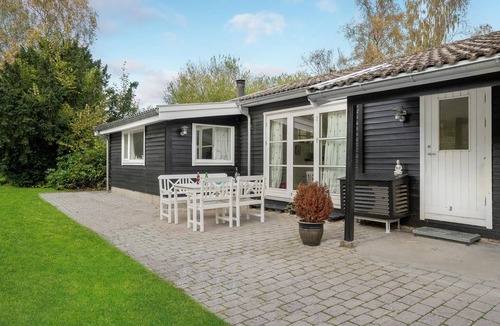 Askeby House | 2 bedroom nice home in Askeby