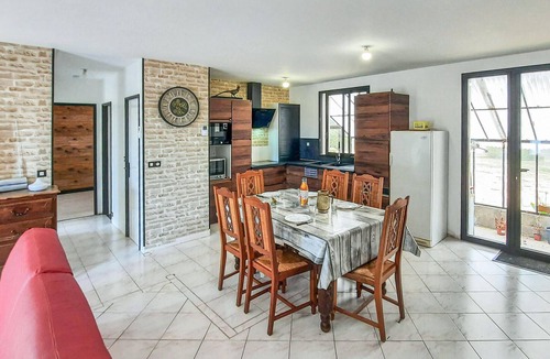 Bacilly House | 2 bedroom nice home in Bacilly