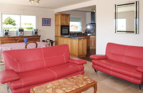 Kerlouan House | 2 bedroom nice home in Kerlouan