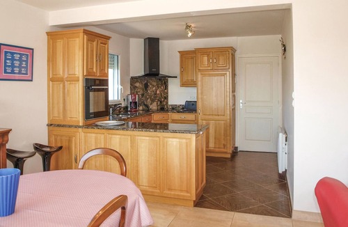 Kerlouan House | 2 bedroom nice home in Kerlouan