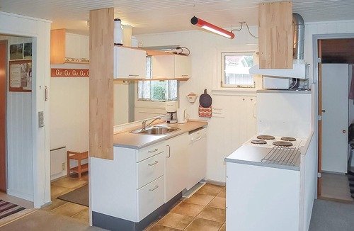 Hejlsminde Strand House | 2 bedroom nice home in Hejls