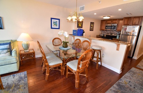 Ocean Drive Condo | 2 bedroom oceanfront with OCEAN VIEW. Ocean Drive. 3 min. all year.