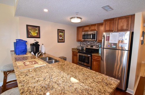 Ocean Drive Condo | 2 bedroom oceanfront with OCEAN VIEW. Ocean Drive. 3 min. all year.