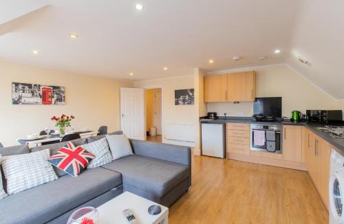 Hoddesdon Apartment | 2 Bedroom Penthouse, Clockhouse, Hoddessdon