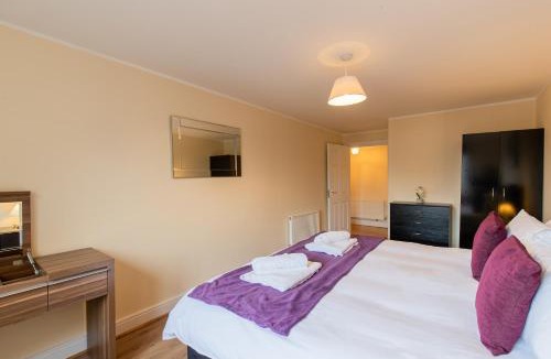 Hoddesdon Apartment | 2 Bedroom Penthouse, Clockhouse, Hoddessdon