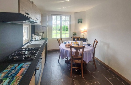Ponthoile House | 2 bedroom pet friendly home in Ponthoile