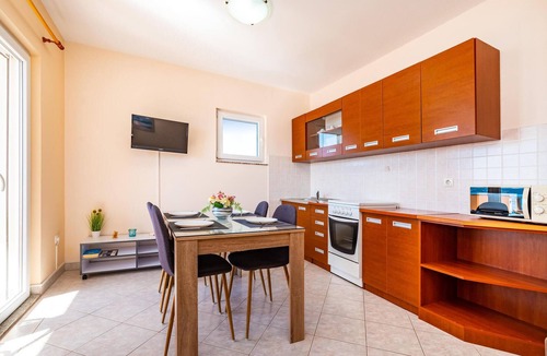 Posedarje Apartment | 2 bedroom pet friendly apartment in Posedarje